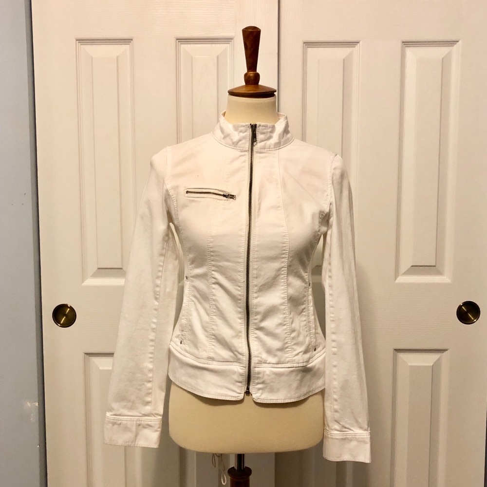 Express white jacket